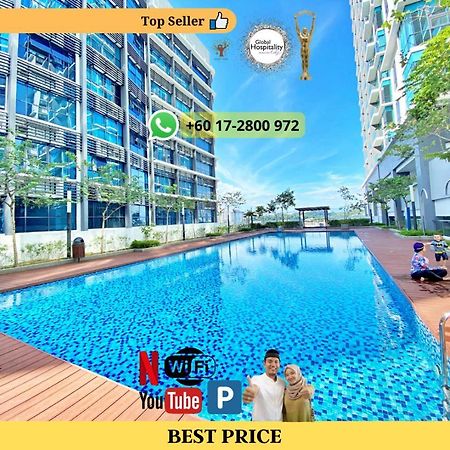 Sweet Tree Homestay Петалинг-Джая Экстерьер фото